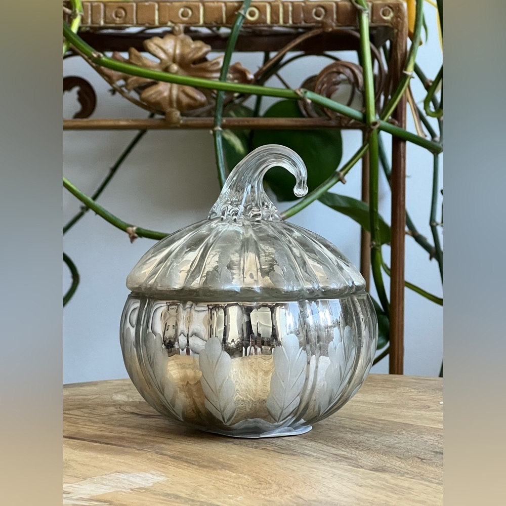 Silver Pumpkin Shaped Jar Candle - Picture 3 of 5